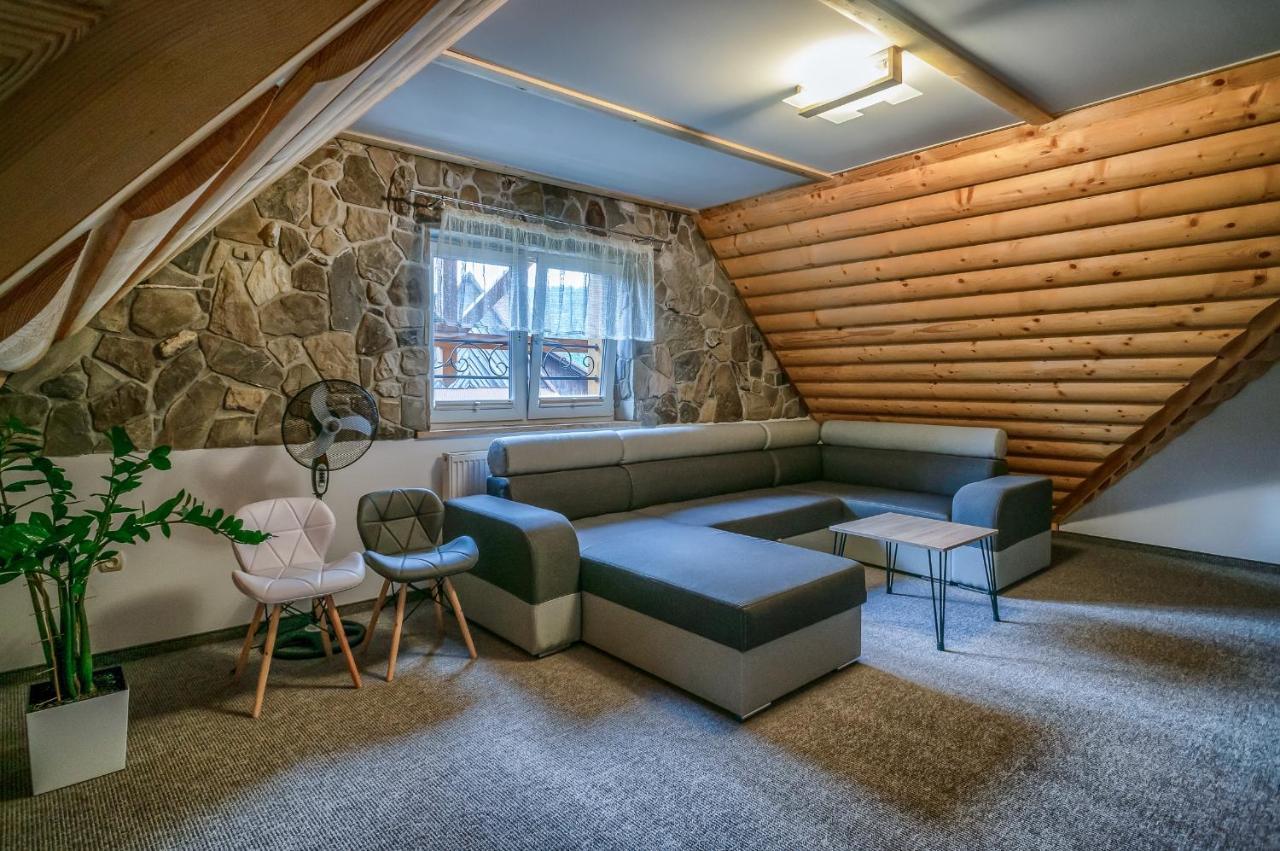 Willa Na Skarpie Szczawnica Buitenkant foto