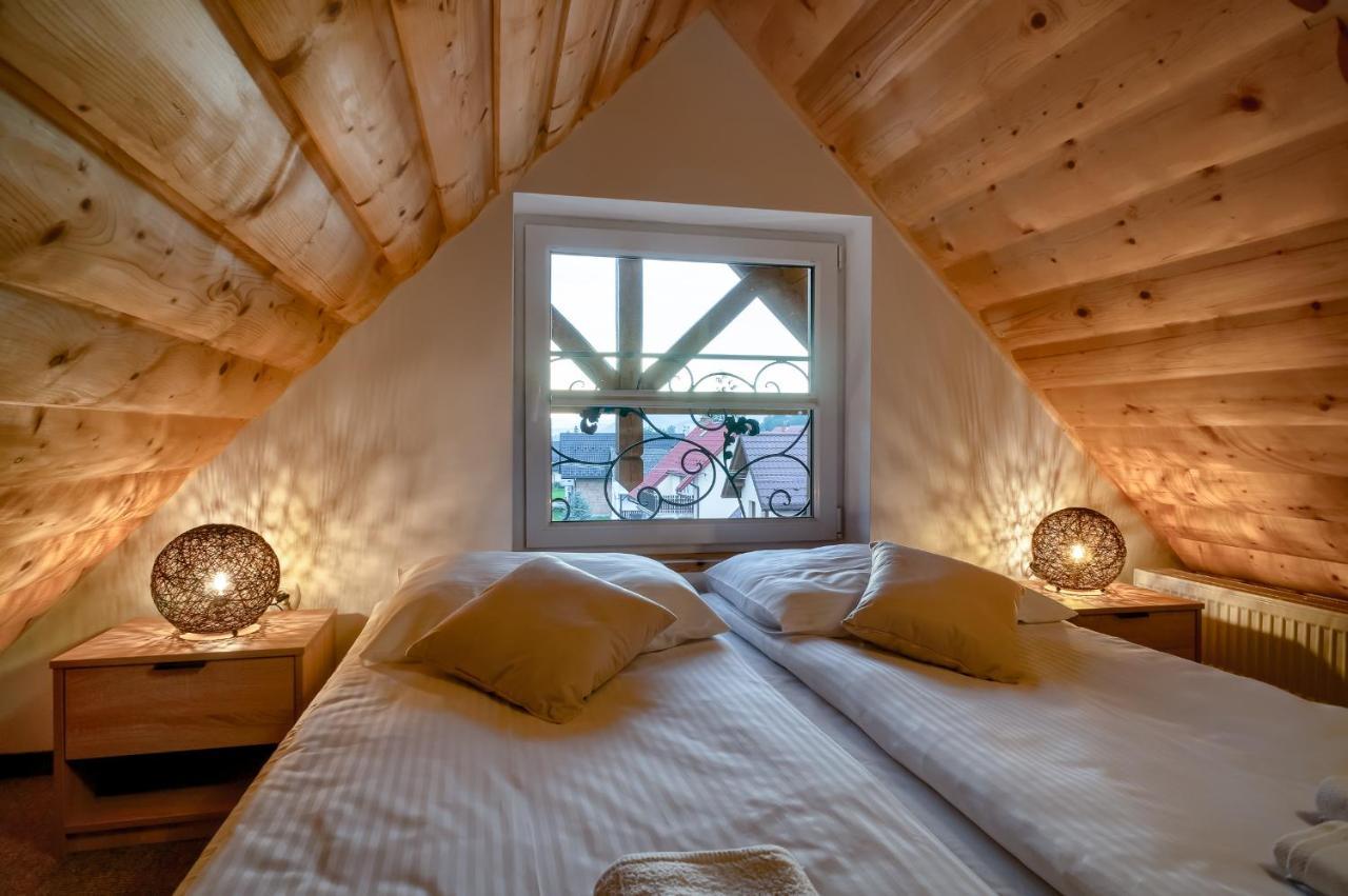 Willa Na Skarpie Szczawnica Buitenkant foto