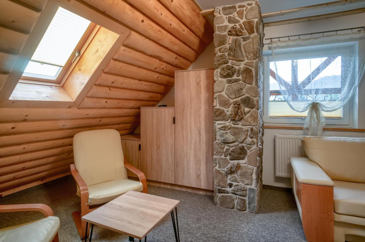 Willa Na Skarpie Szczawnica Buitenkant foto
